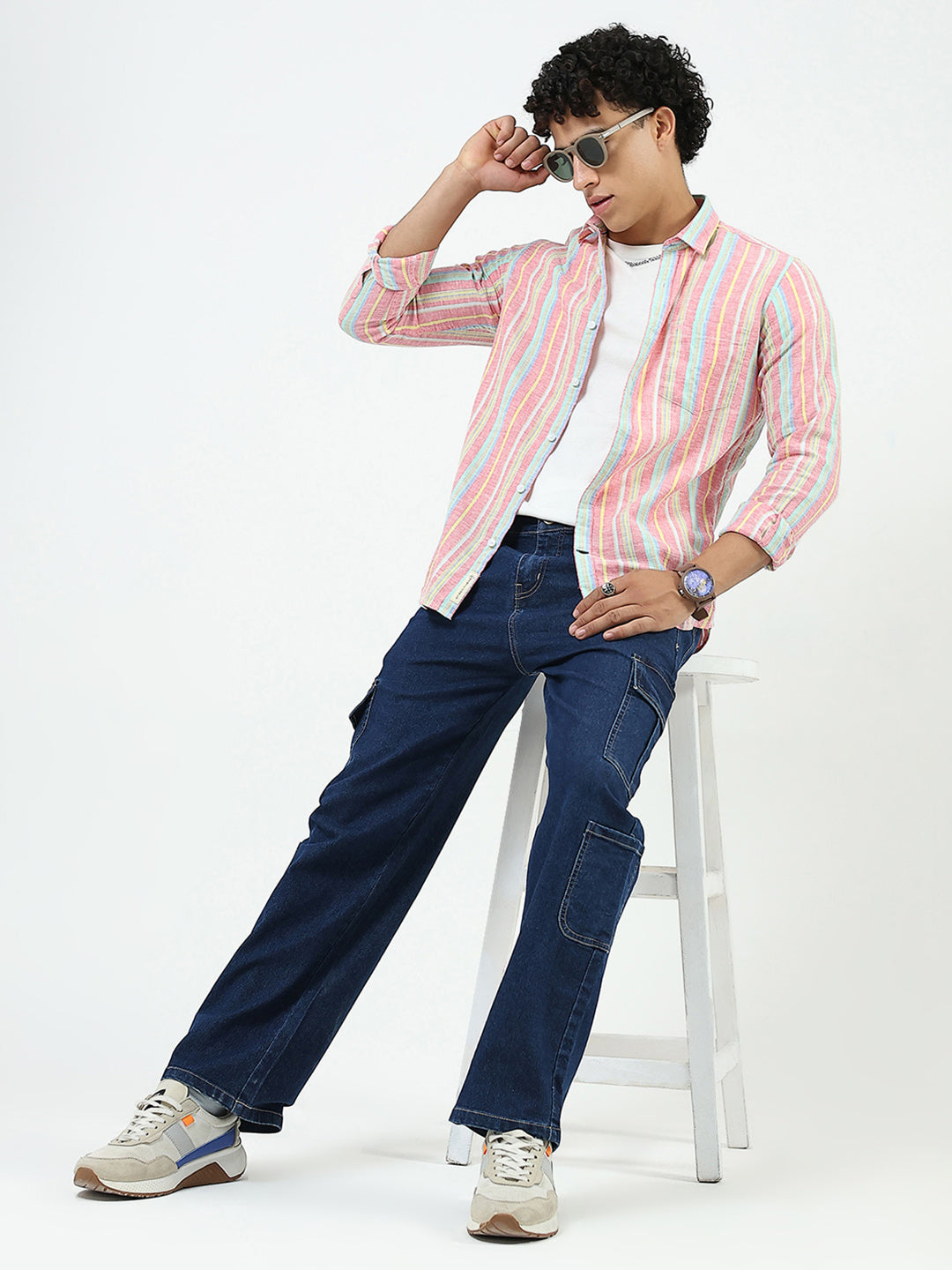 Men Red Stripe Collar Full Sleeve Shirt