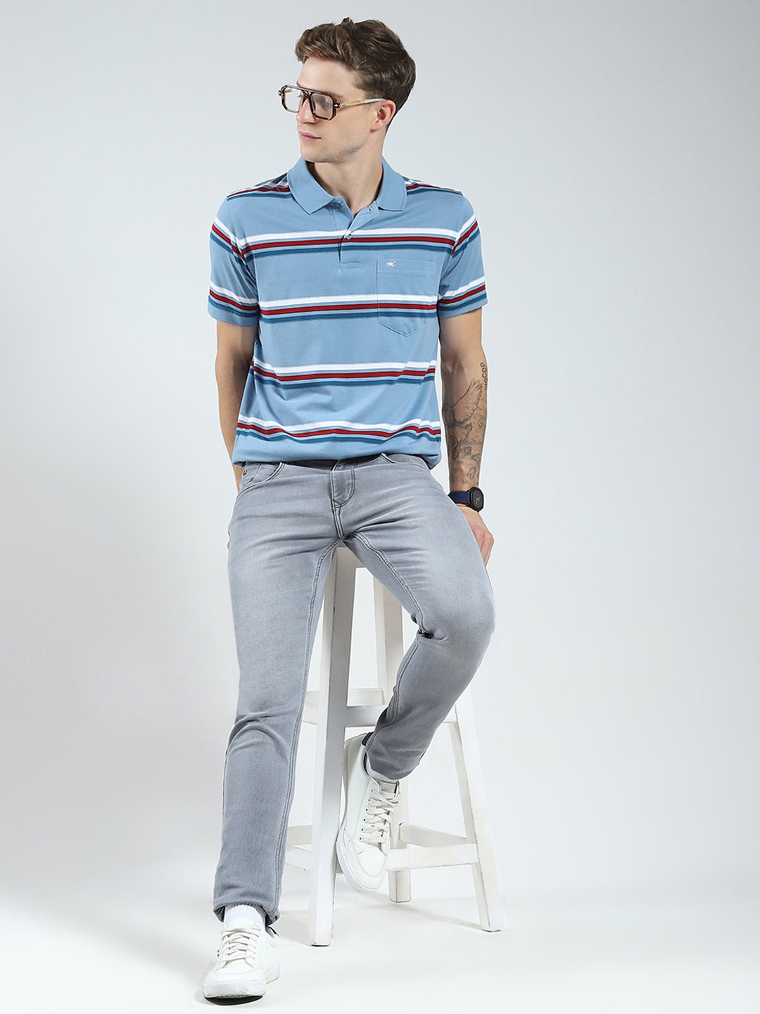 Men Blue Stripe Collar Half Sleeve T-Shirt