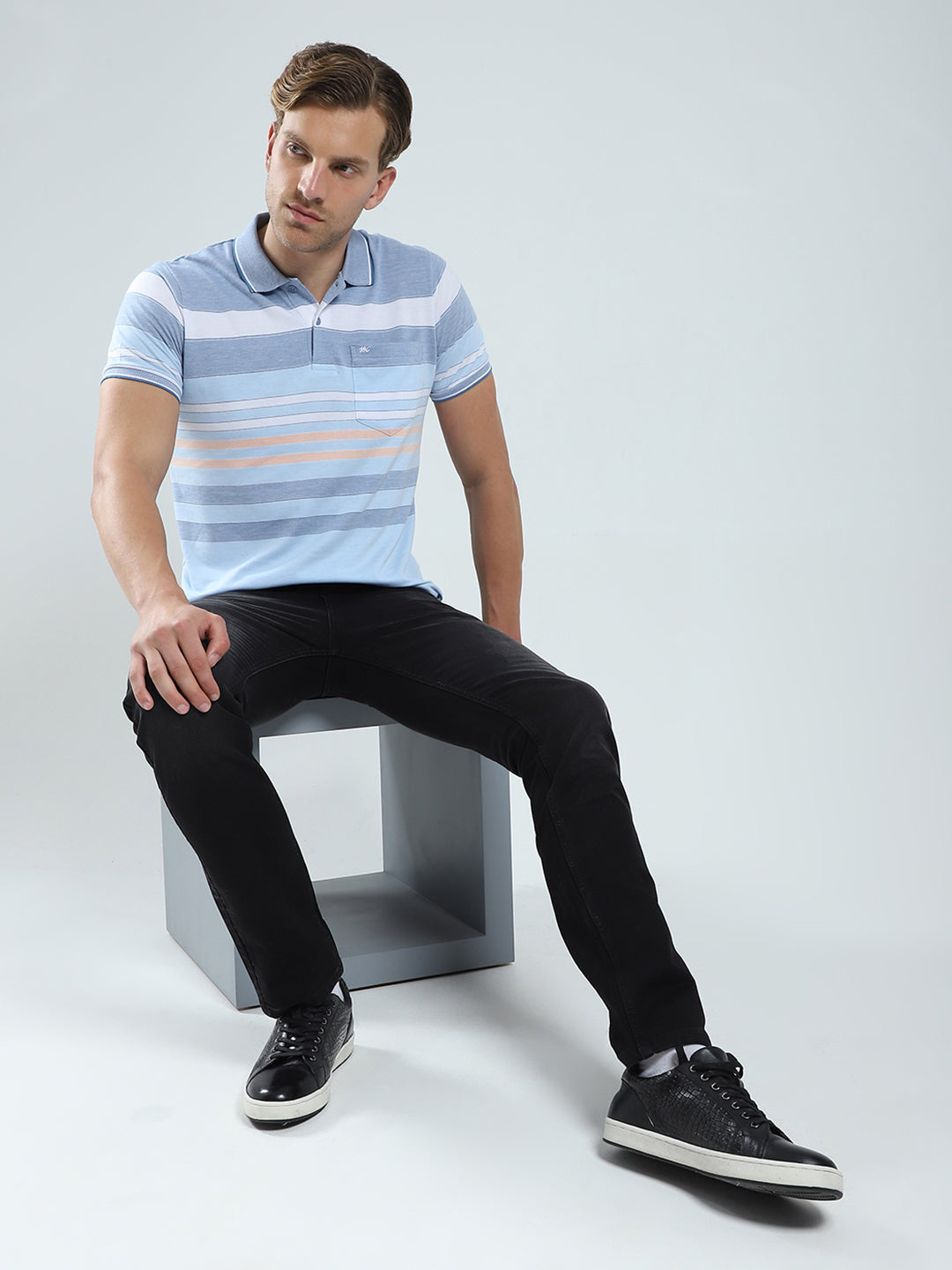 Men Blue Stripe Collar Half Sleeve T-Shirt