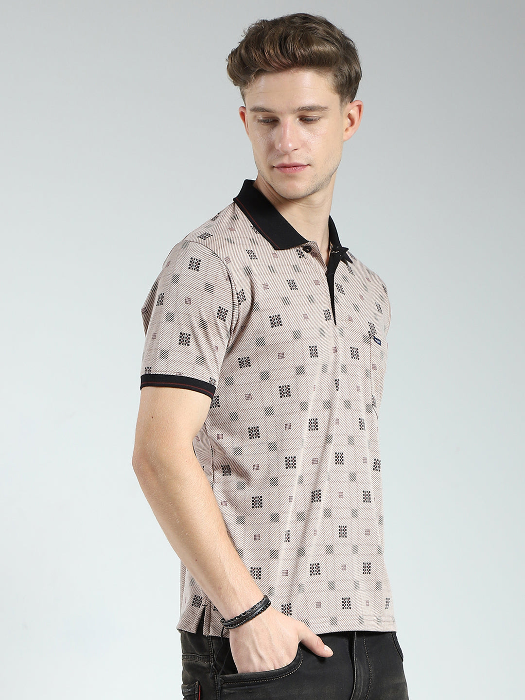 Men Beige Printed Collar Half Sleeve T-Shirt