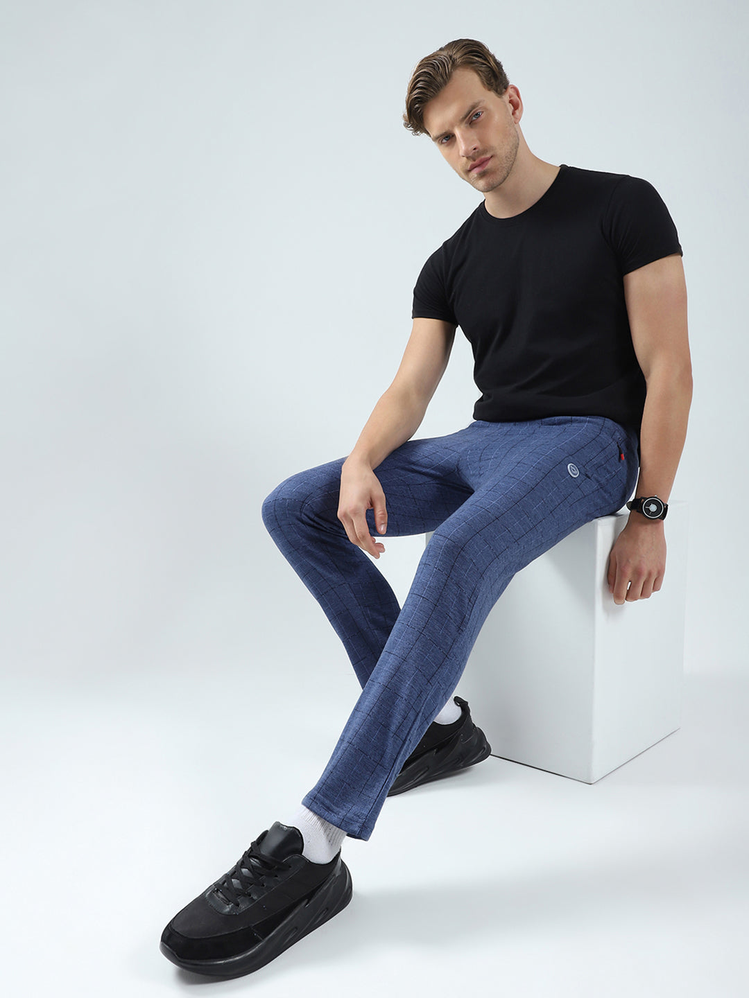 Men Blue Solid Regular Fit Lower