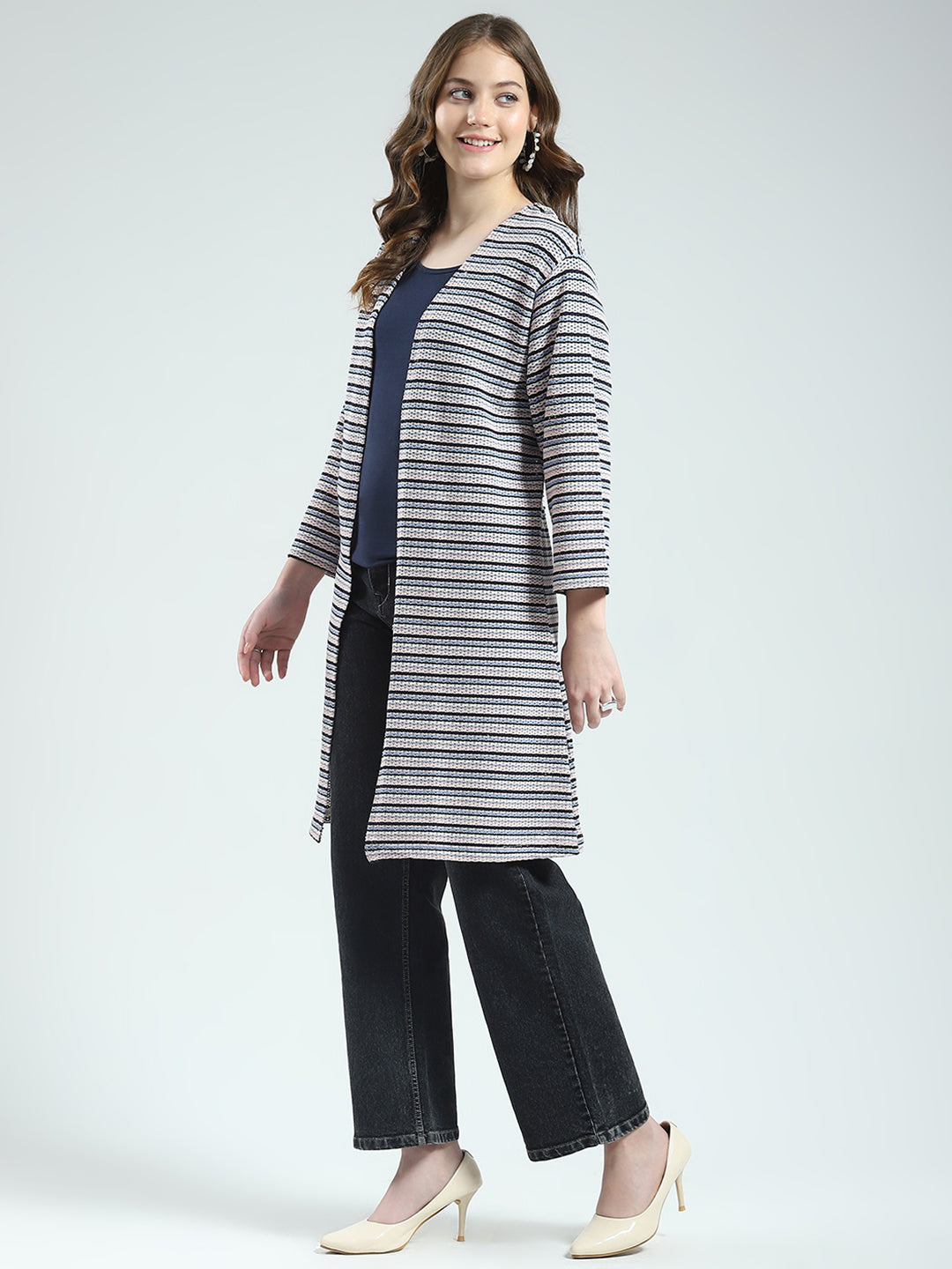 Women Navy Blue Self Design Front Open 3/4th Sleeve Shrug
