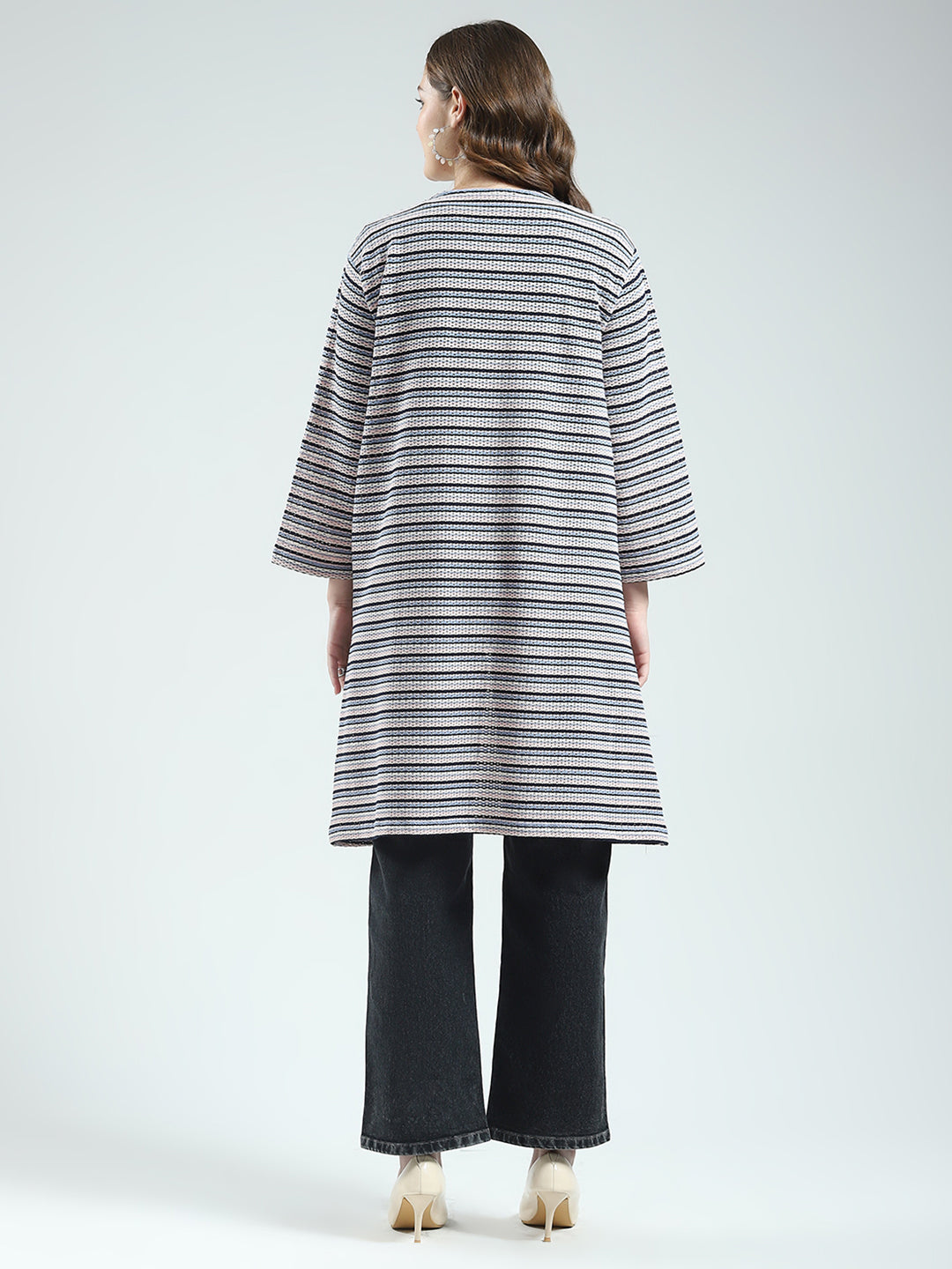 Women Navy Blue Self Design Front Open 3/4th Sleeve Shrug