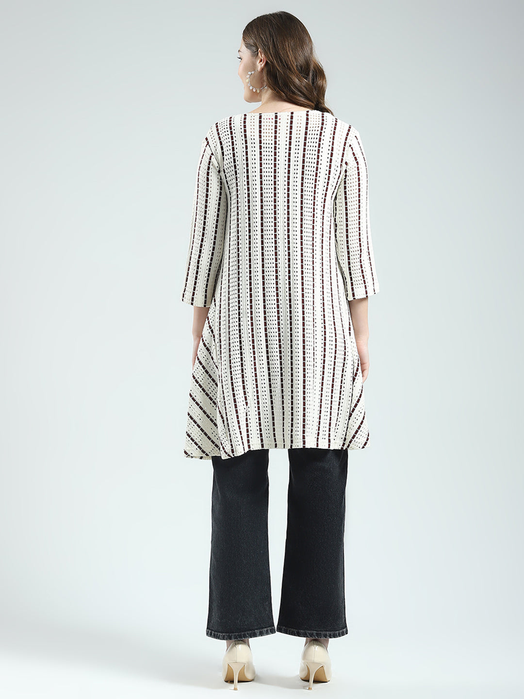 Women Off White Self Design Front Open 3/4th Sleeve Shrug