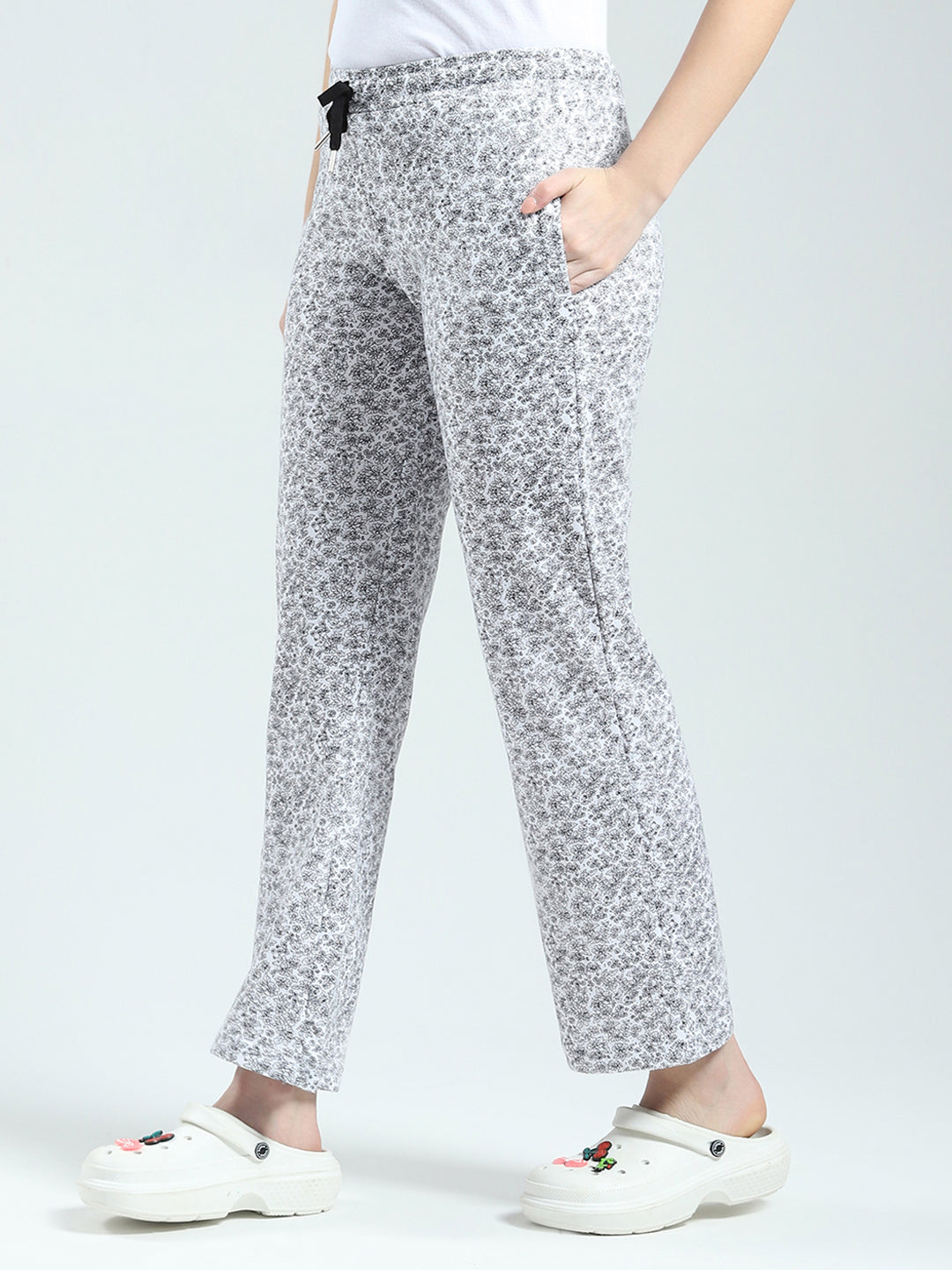 Women White Printed Regular Fit Lower