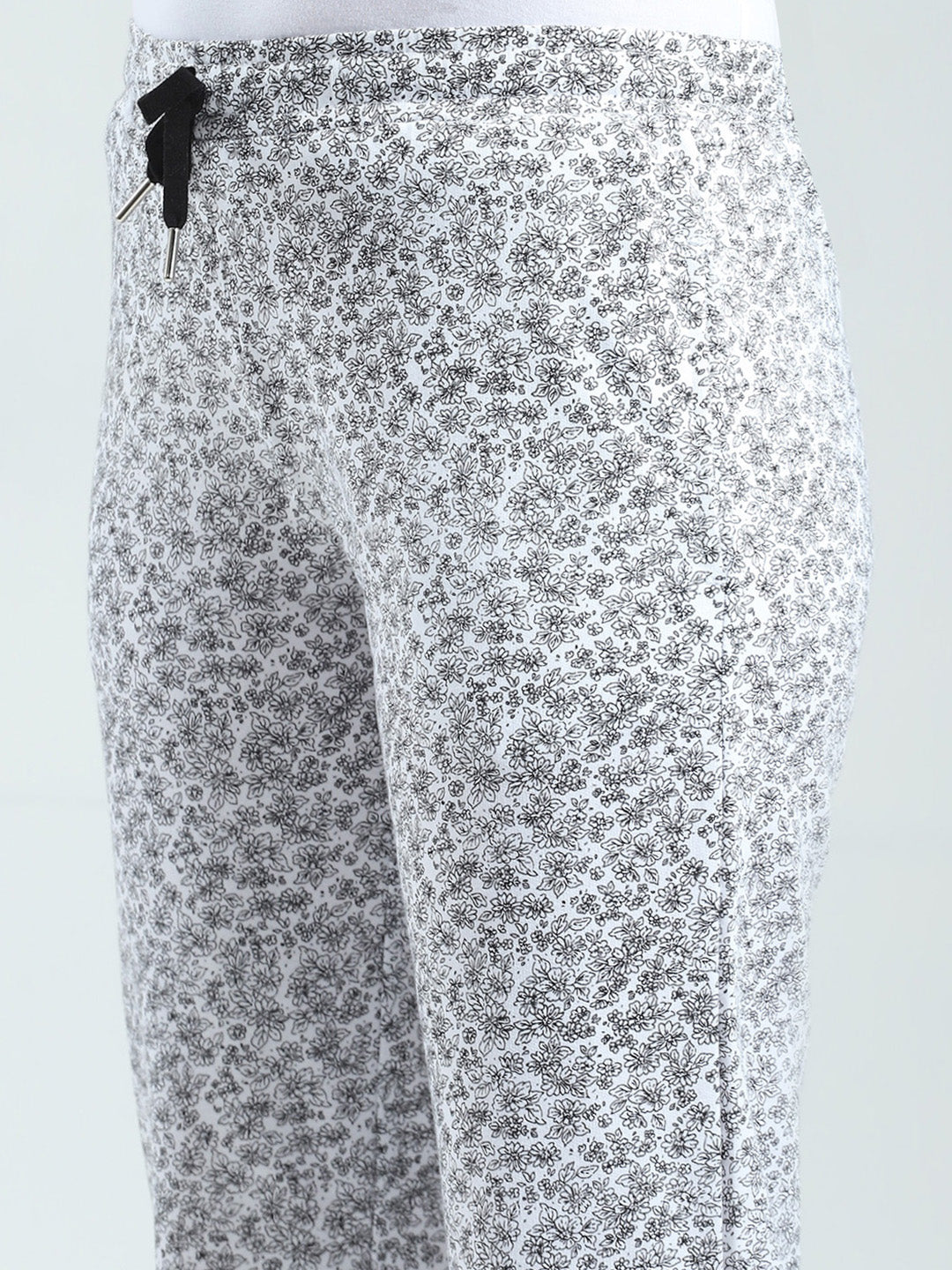 Women White Printed Regular Fit Lower