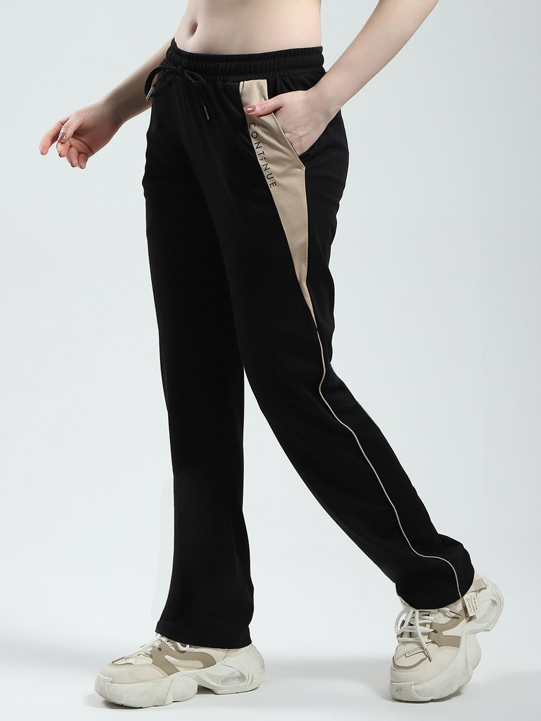 Women Black Solid Regular Fit Lower