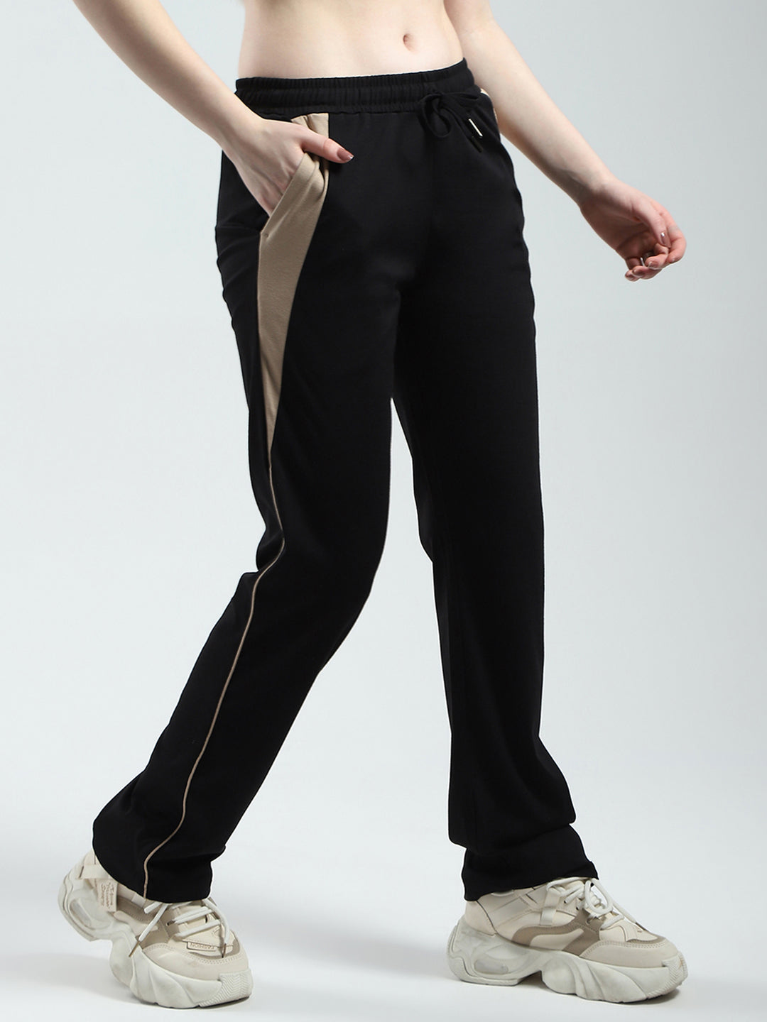 Women Black Solid Regular Fit Lower