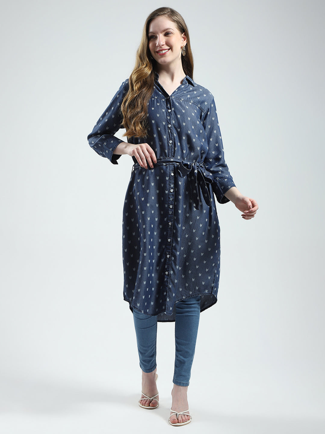Women Blue Printed Collar 3/4th Sleeve Tunic