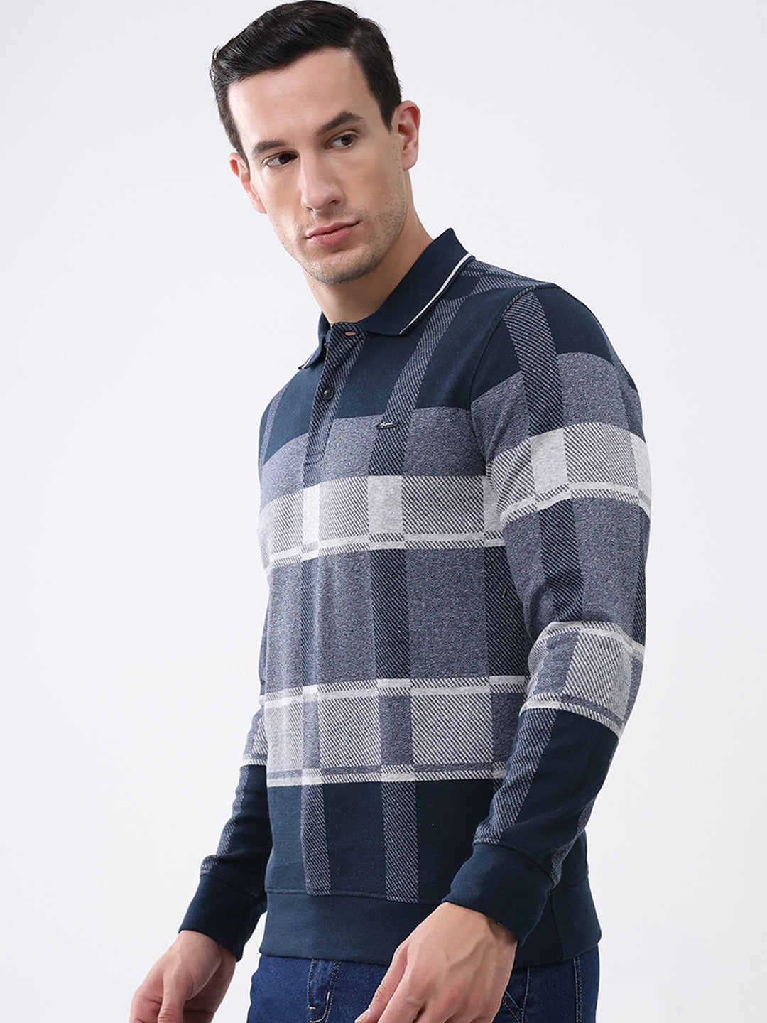 Men Navy Blue Abstract Collar Full Sleeve Winter T-Shirt