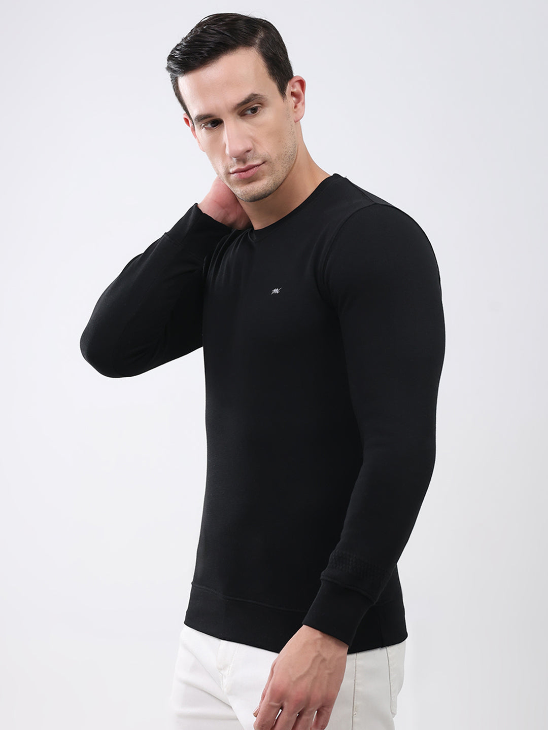 Men Black Solid Round Neck Full Sleeve Winter T-Shirt