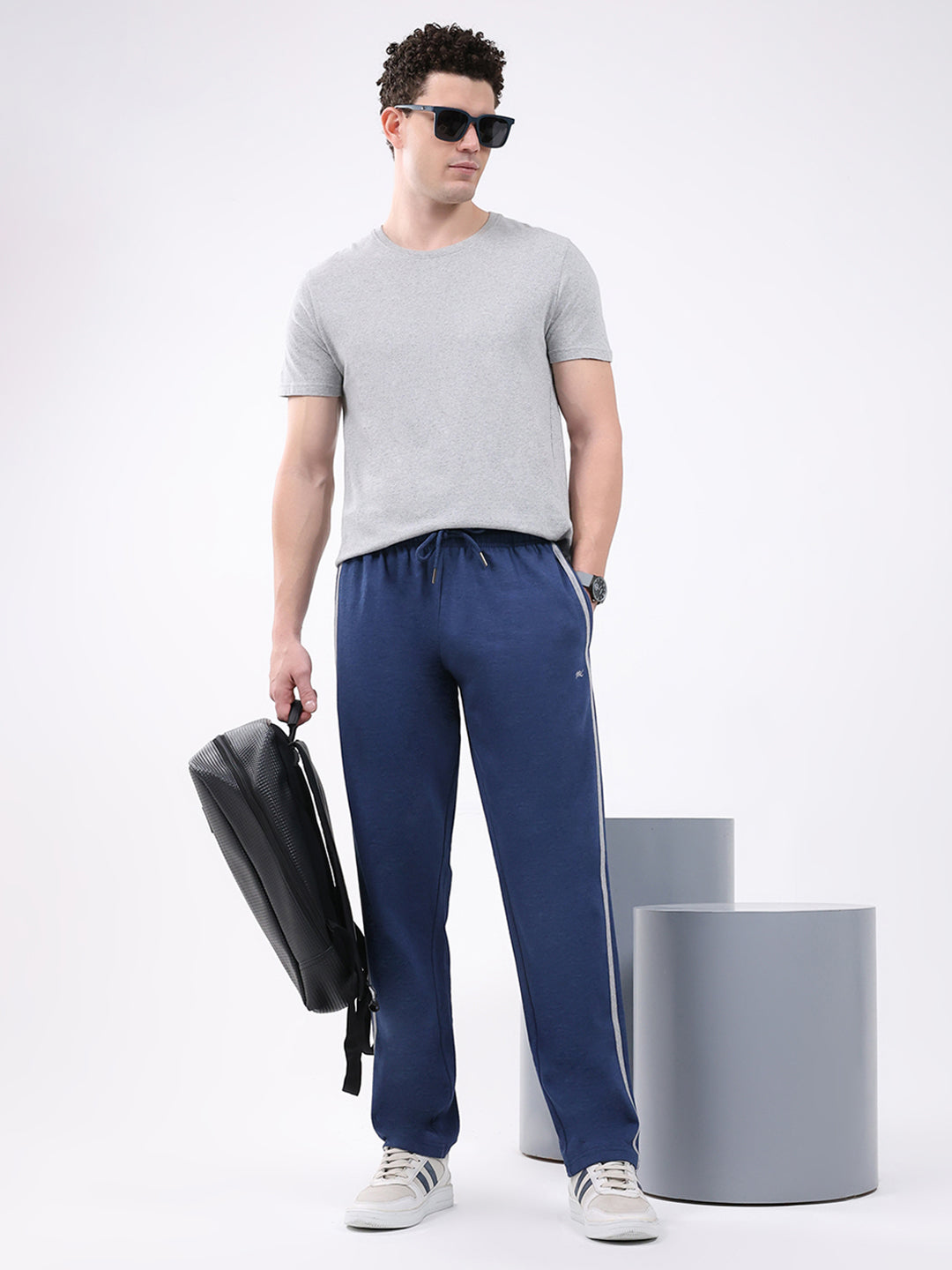 Men Blue Solid Regular Fit Winter Lower