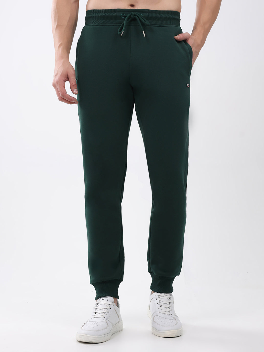 Men Green Solid Regular Fit Winter Lower