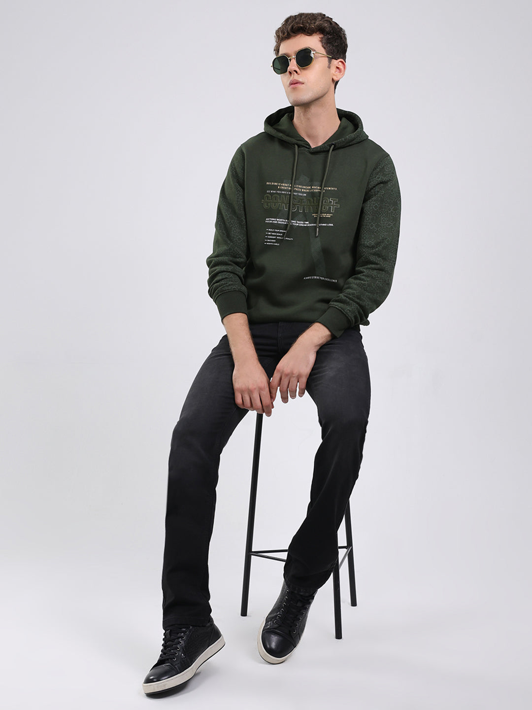 Men Olive Solid Hooded Full Sleeve Sweatshirt
