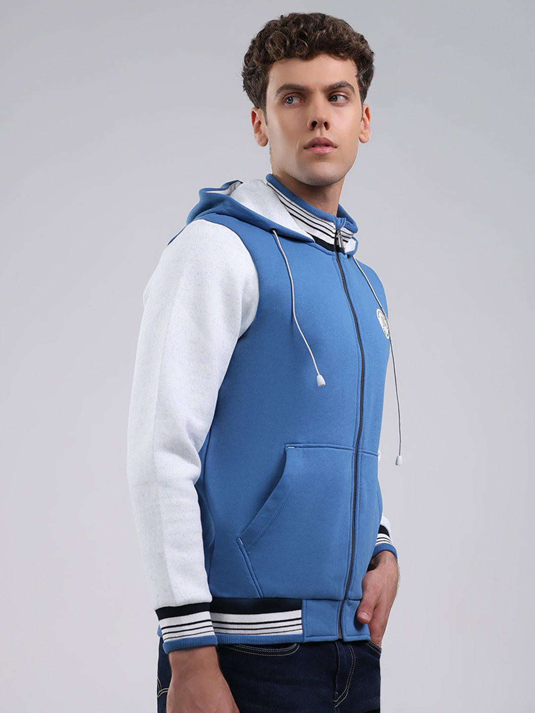 Men Blue Embroidered Hooded Full Sleeve Sweatshirt