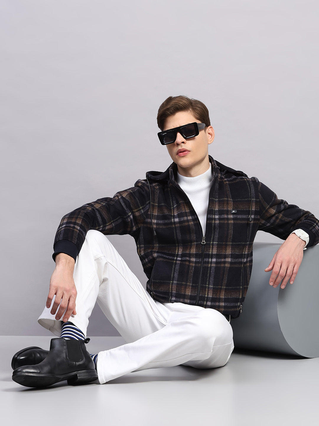 Men Blue Solid Hooded Full Sleeve Jacket