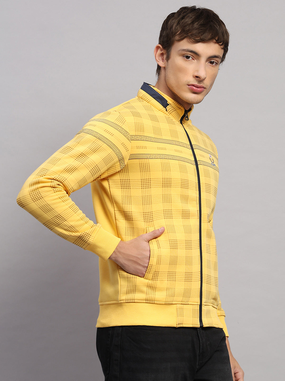 Men Yellow Printed Collar Full Sleeve Sweatshirt