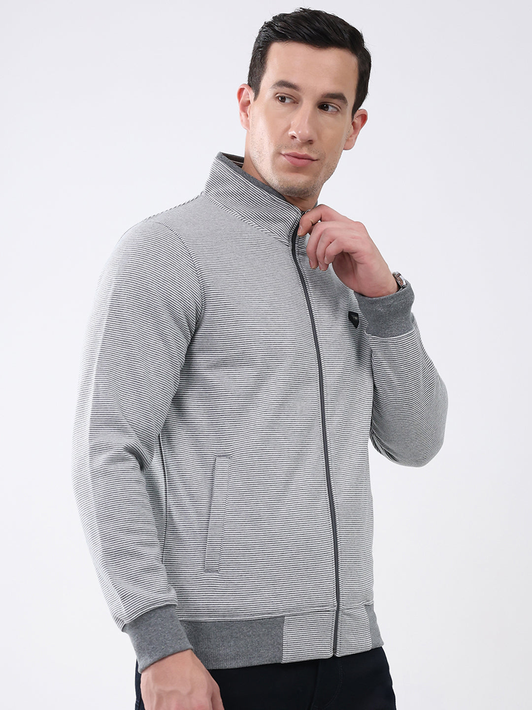 Men Grey Solid Mock Neck Full Sleeve Sweatshirt
