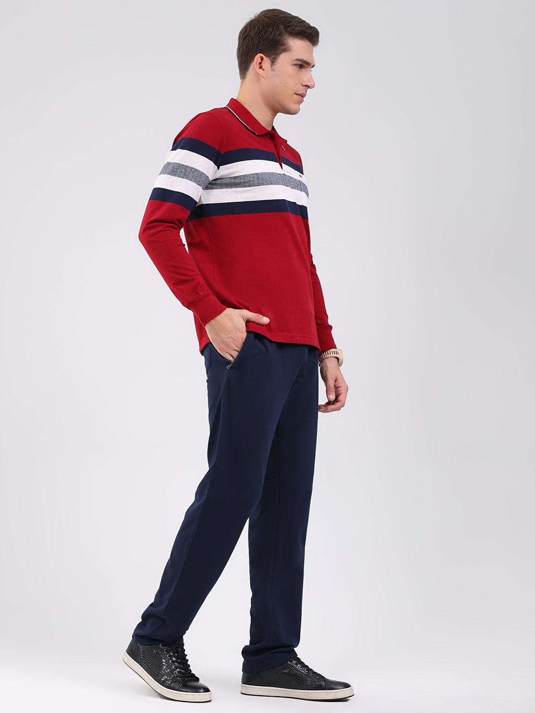 Men Maroon Solid Collar Full Sleeve Winter Tracksuit