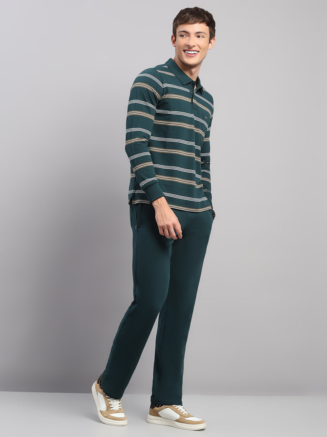 Men Green Stripe Collar Full Sleeve Winter Tracksuit