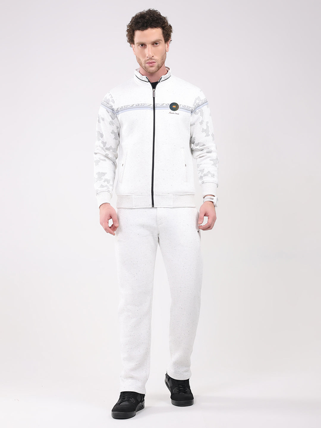 Men Off White Solid Collar Full Sleeve Winter Tracksuit