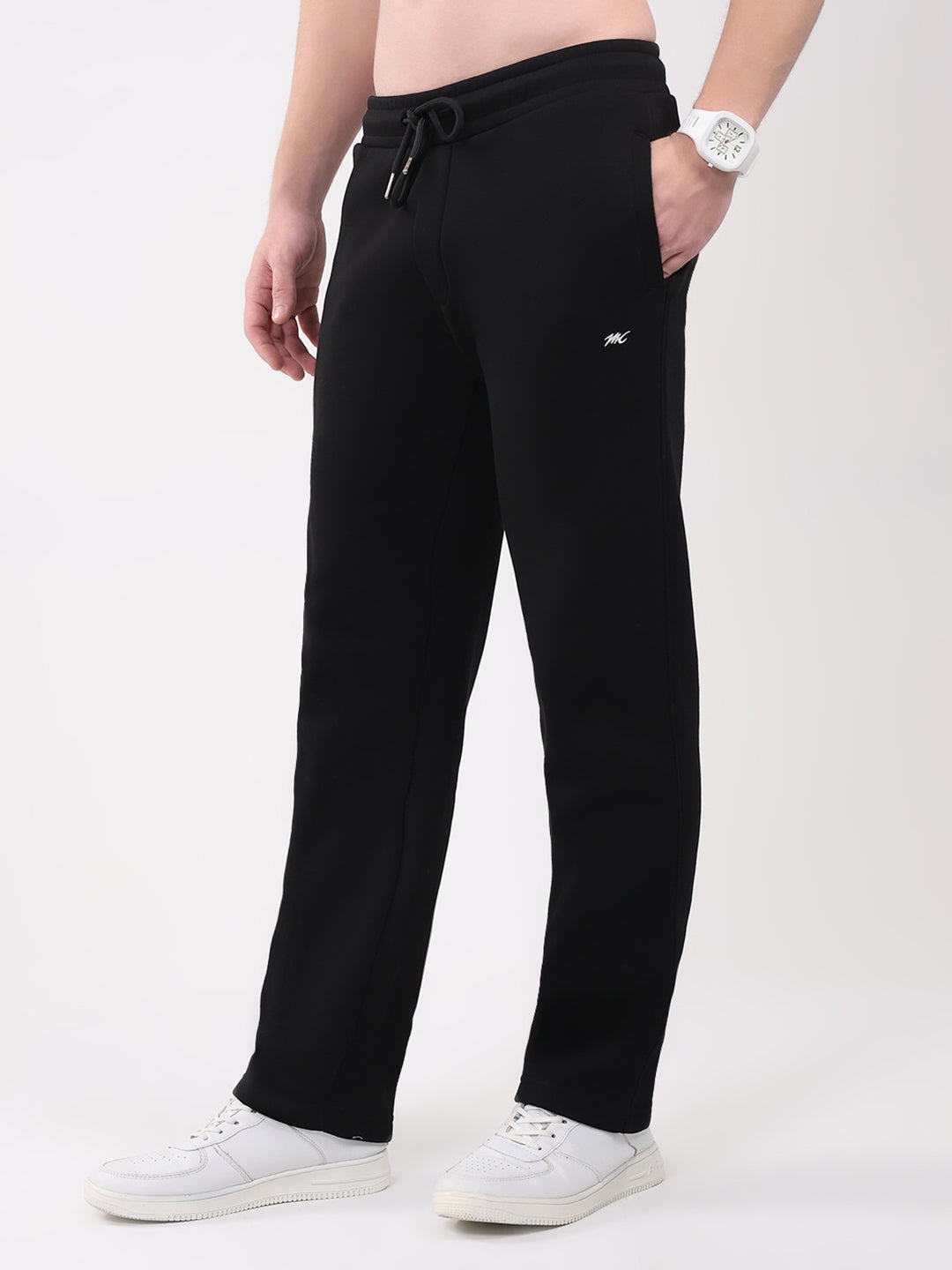 Men Black Solid Collar Full Sleeve Winter Tracksuit