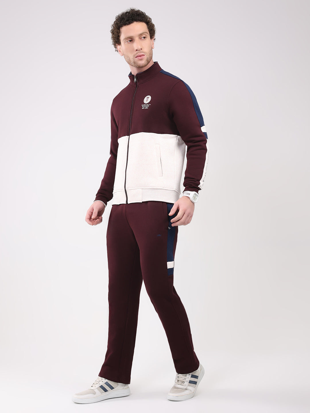 Men Maroon Solid Collar Full Sleeve Winter Tracksuit