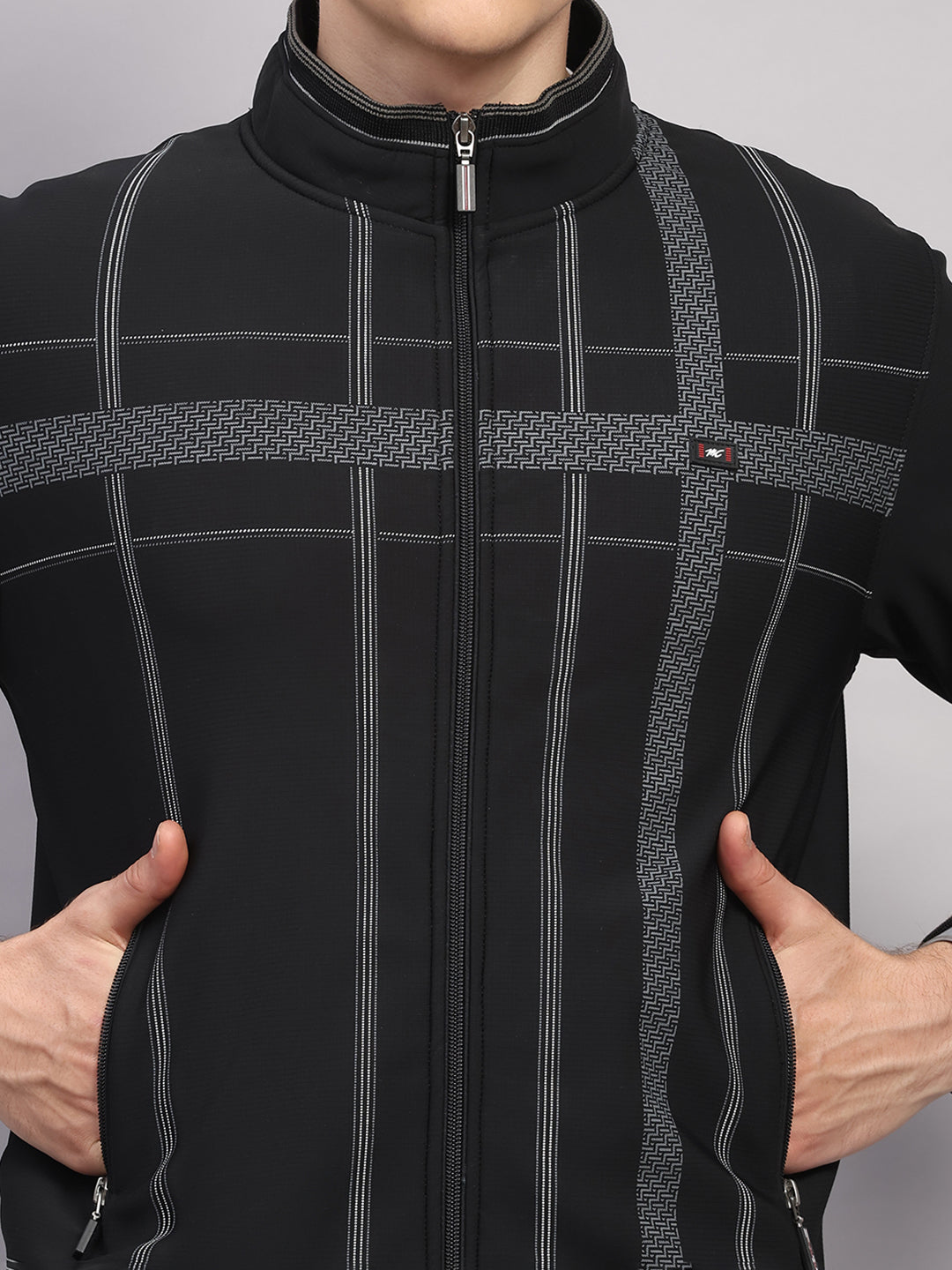 Men Black Solid Collar Full Sleeve Winter Tracksuit