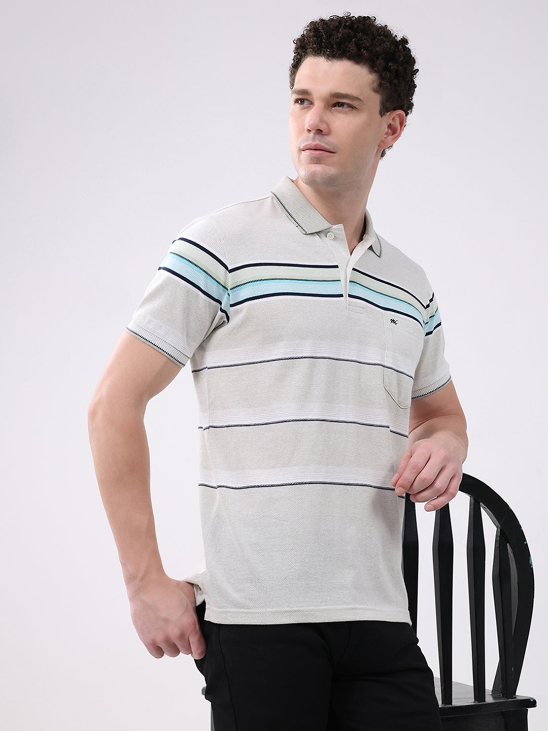 Men Off White Stripe Collar Half Sleeve T-Shirt