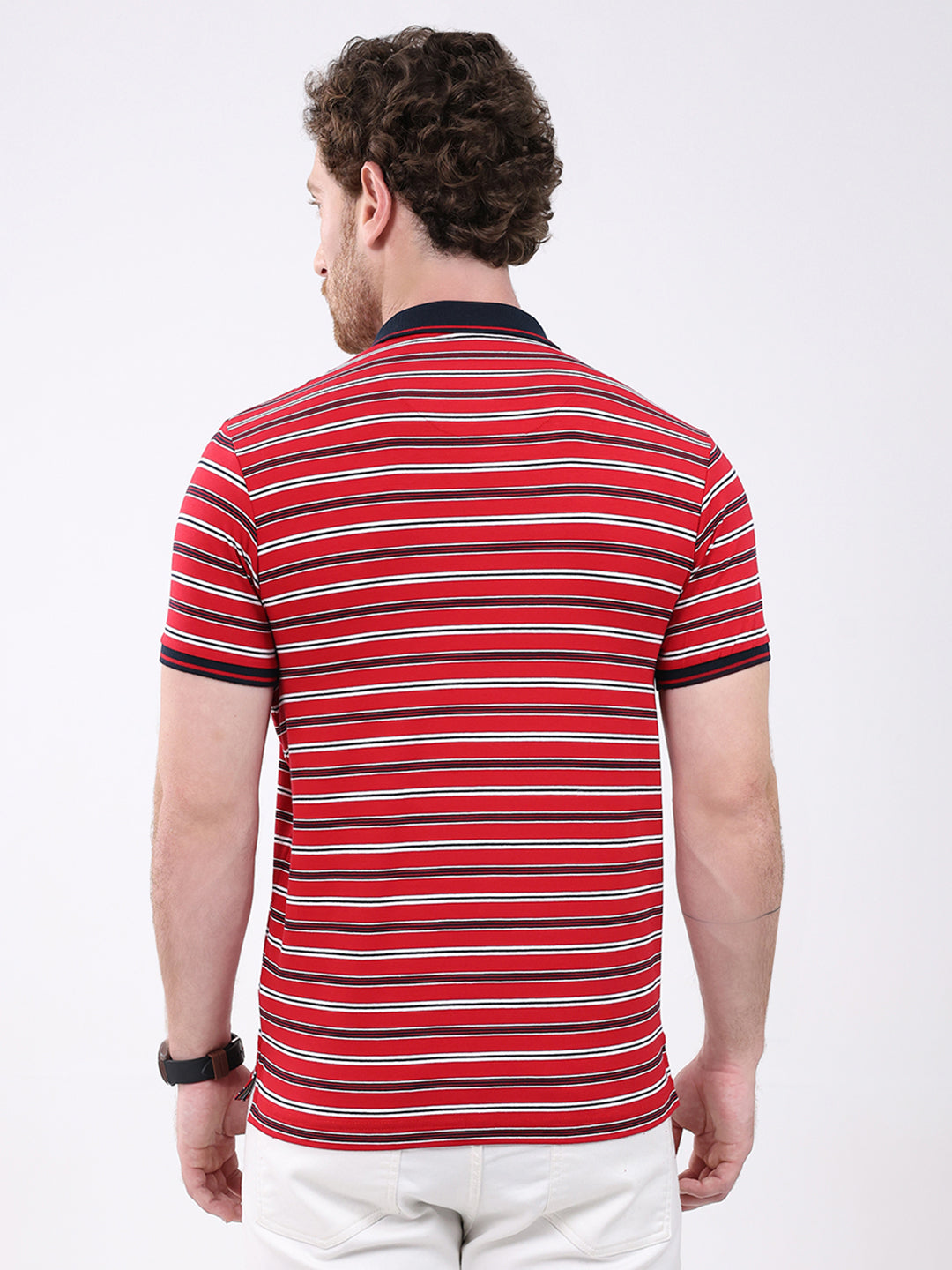 Men Red Stripe Collar Half Sleeve T-Shirt