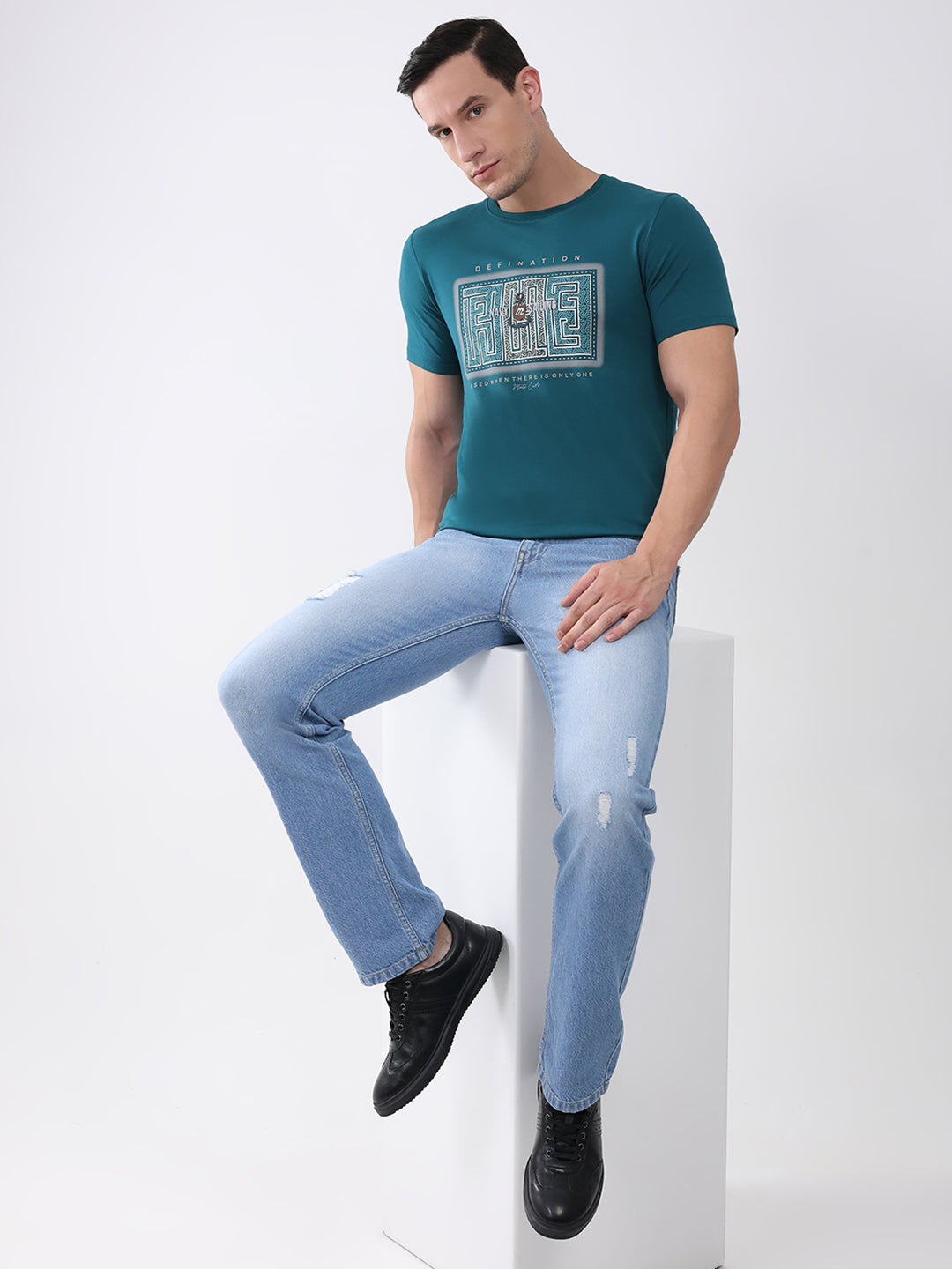 Men Teal Blue Printed Round Neck Half Sleeve T-Shirt