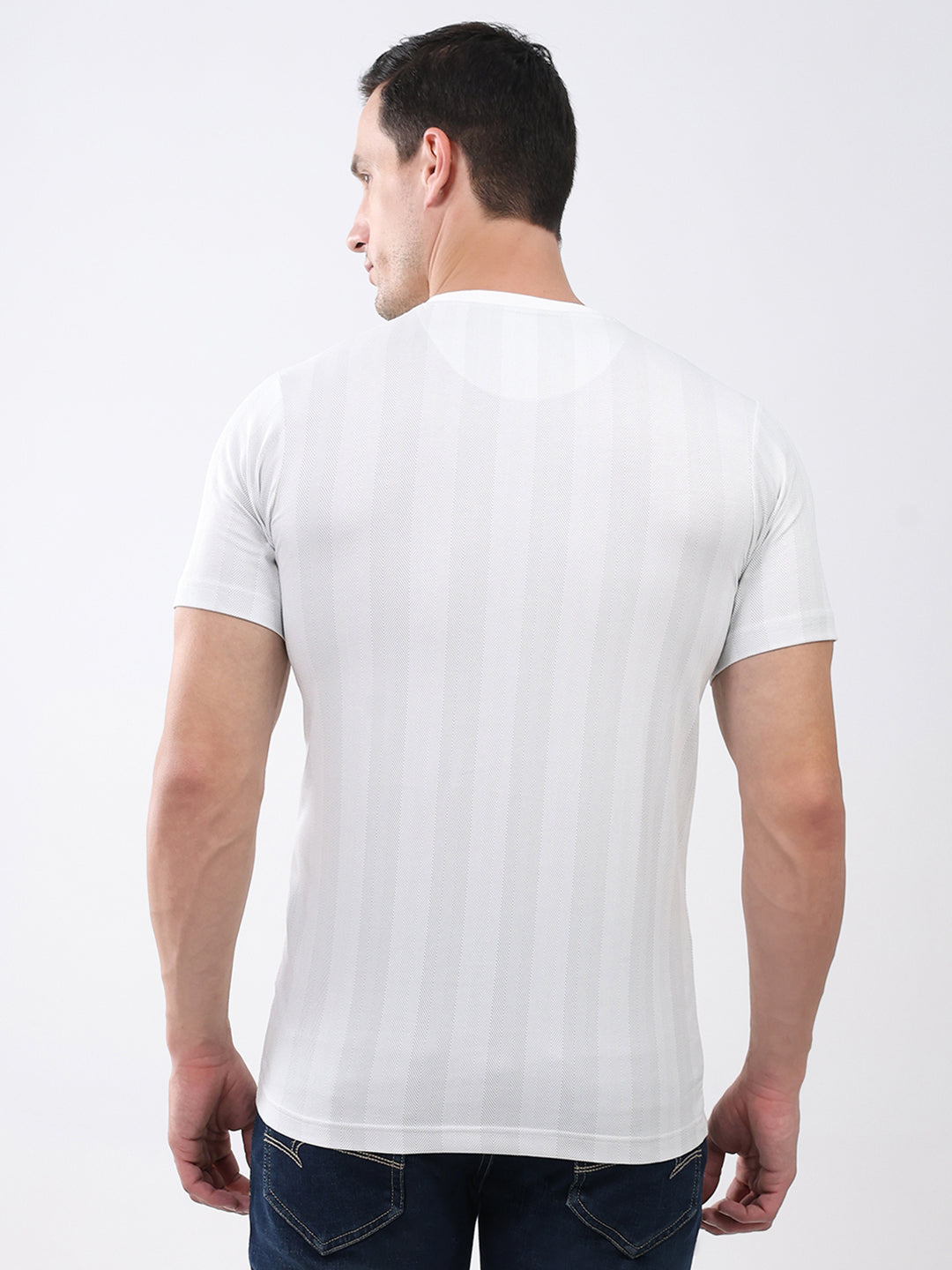 Men White Printed Round Neck Half Sleeve T-Shirt
