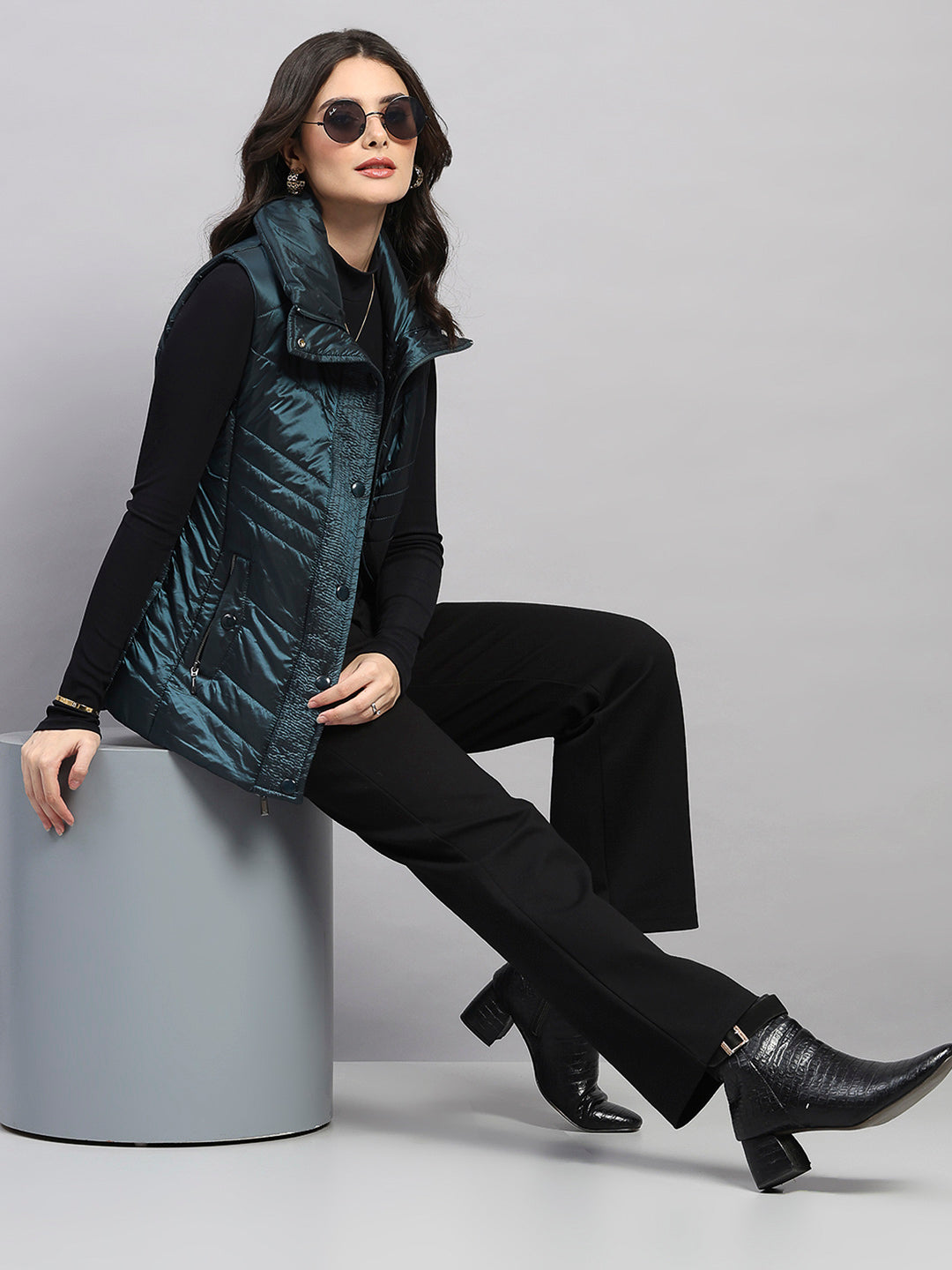 Women Teal Blue Self Design Collar Sleeveless Jacket