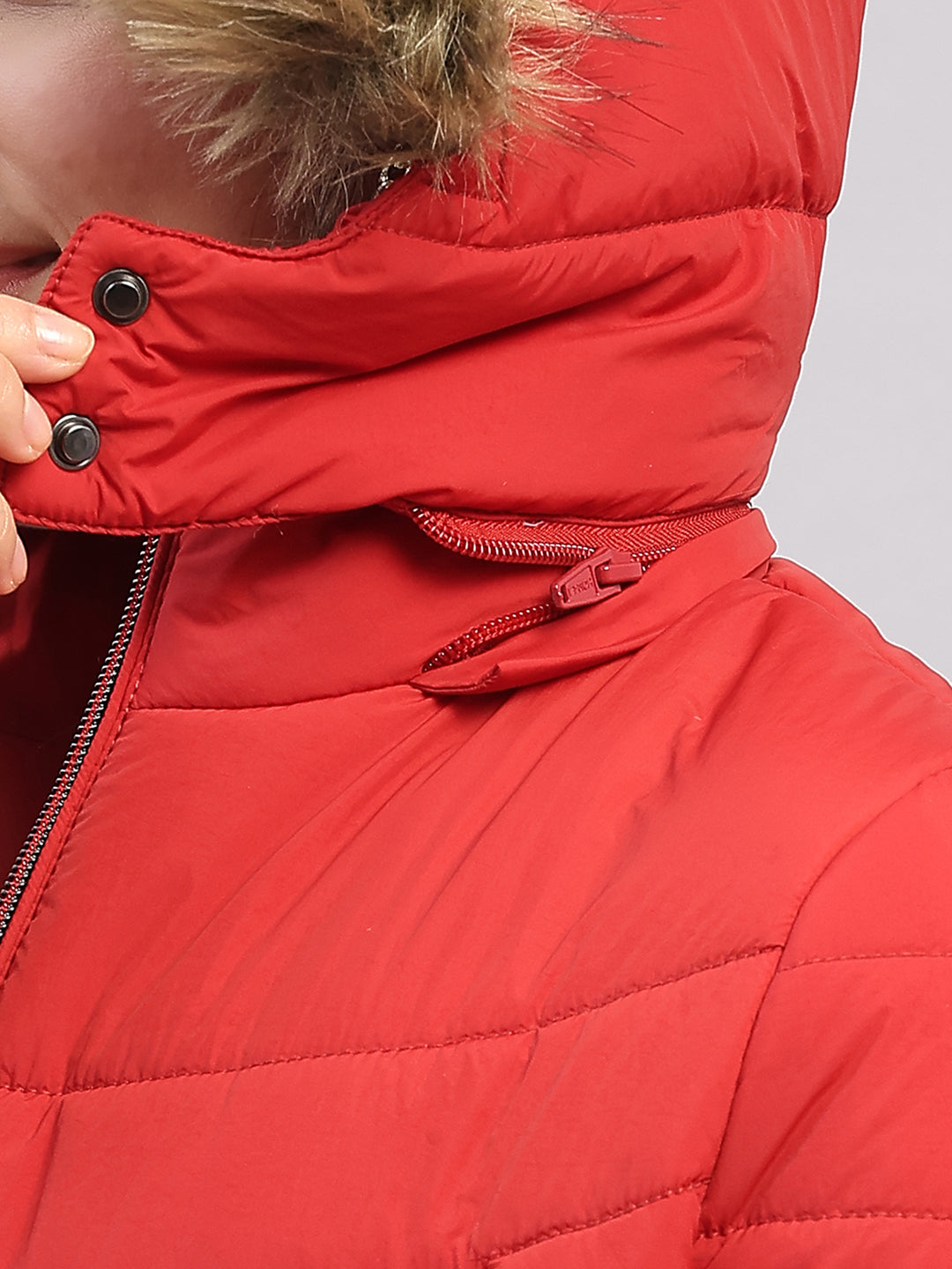 Women Red Solid Hooded Full Sleeve Jacket