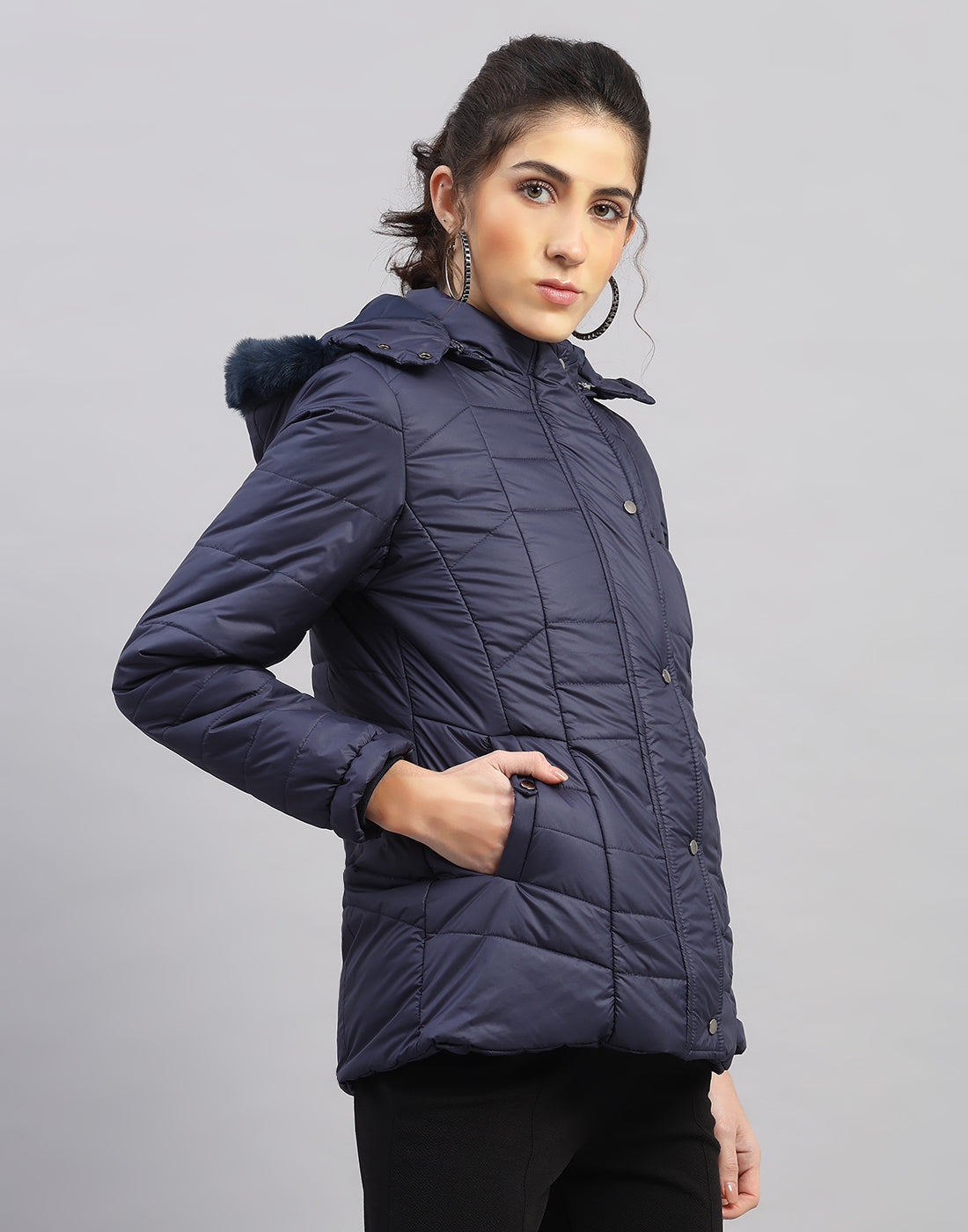 Women Navy Blue Solid Hooded Full Sleeve Jacket