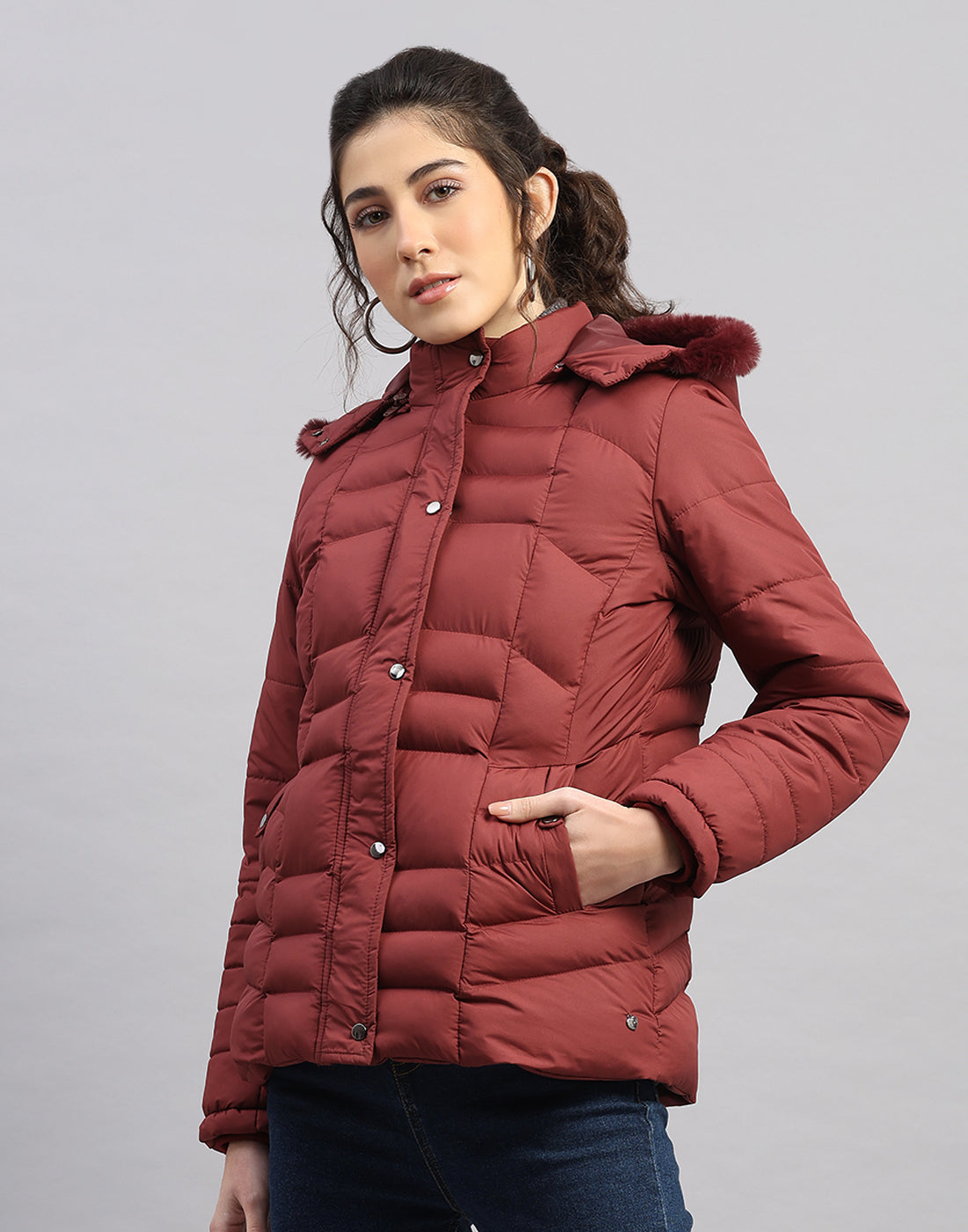Women Maroon Solid Hooded Full Sleeve Jacket
