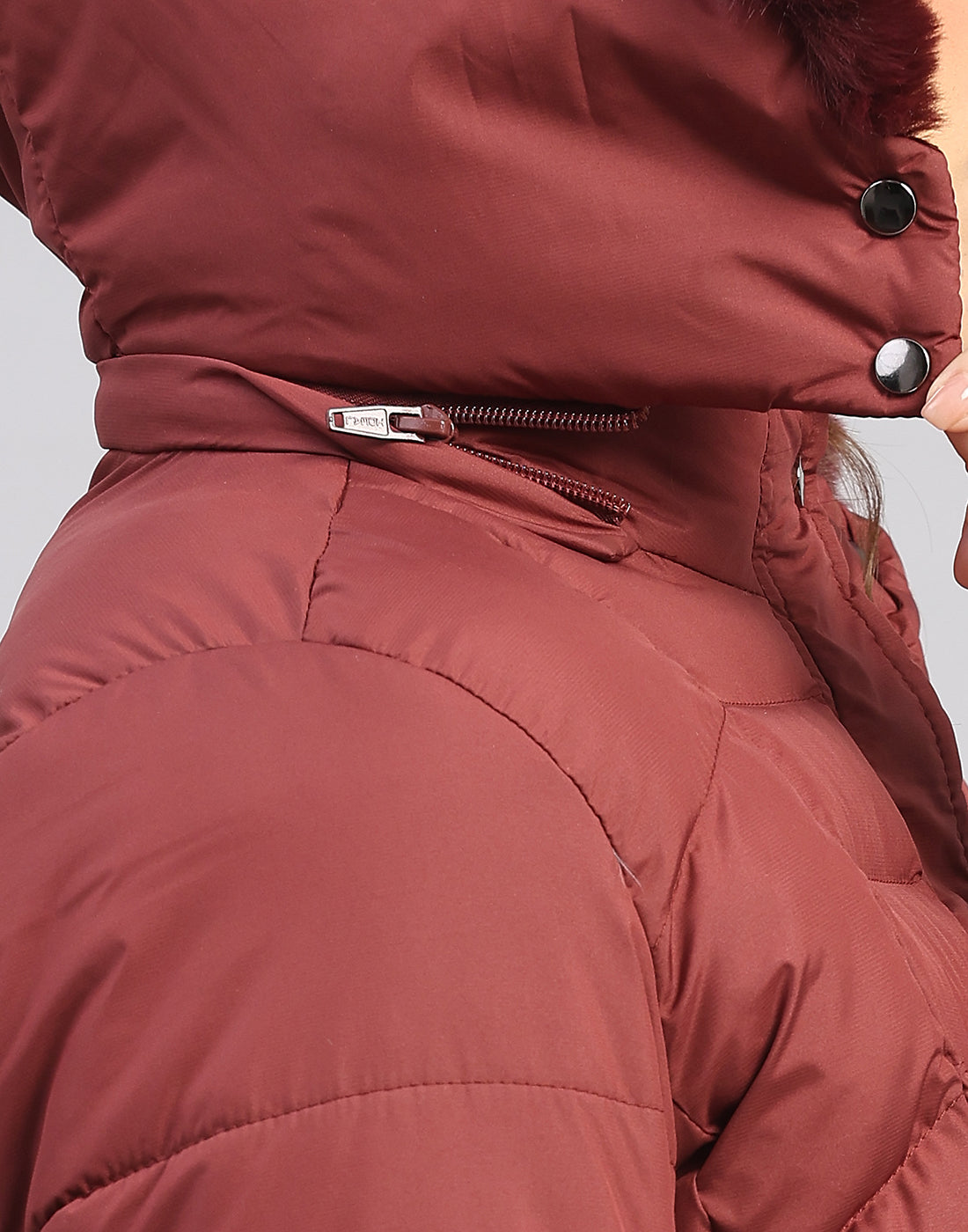 Women Maroon Solid Hooded Full Sleeve Jacket