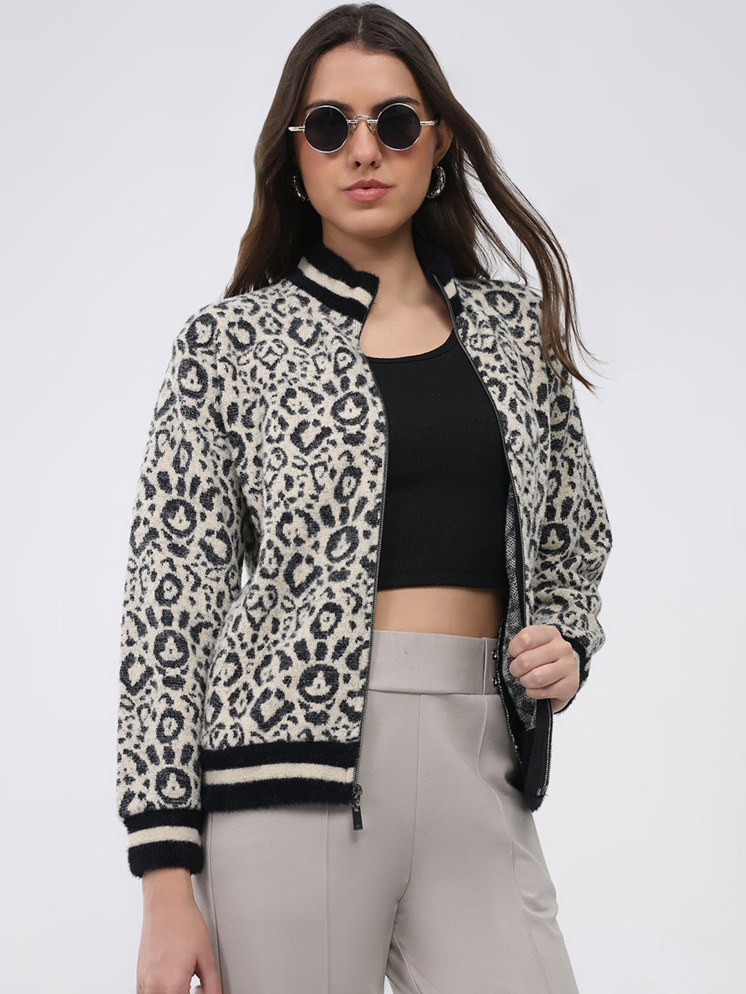 Women Black Printed Round Neck Full Sleeve Sweatshirt