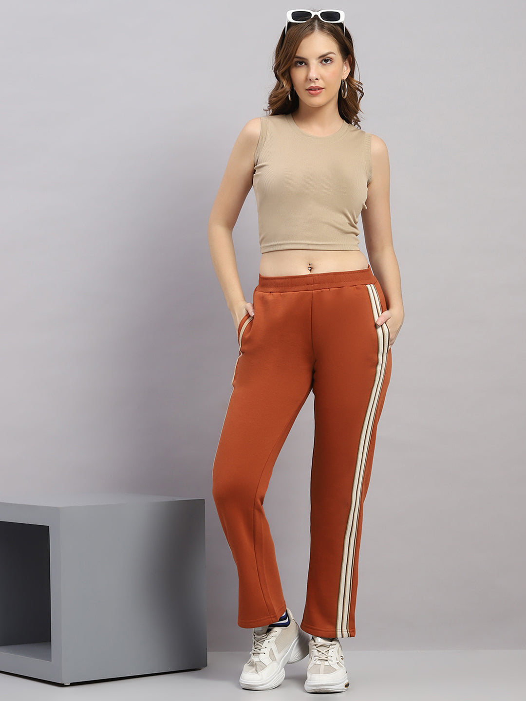 Women Rust Solid Regular Fit Winter Lower