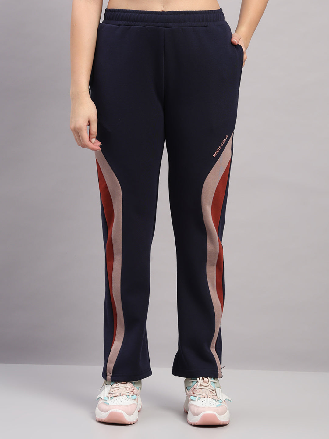 Women Navy Blue Solid Regular Fit Winter Lower