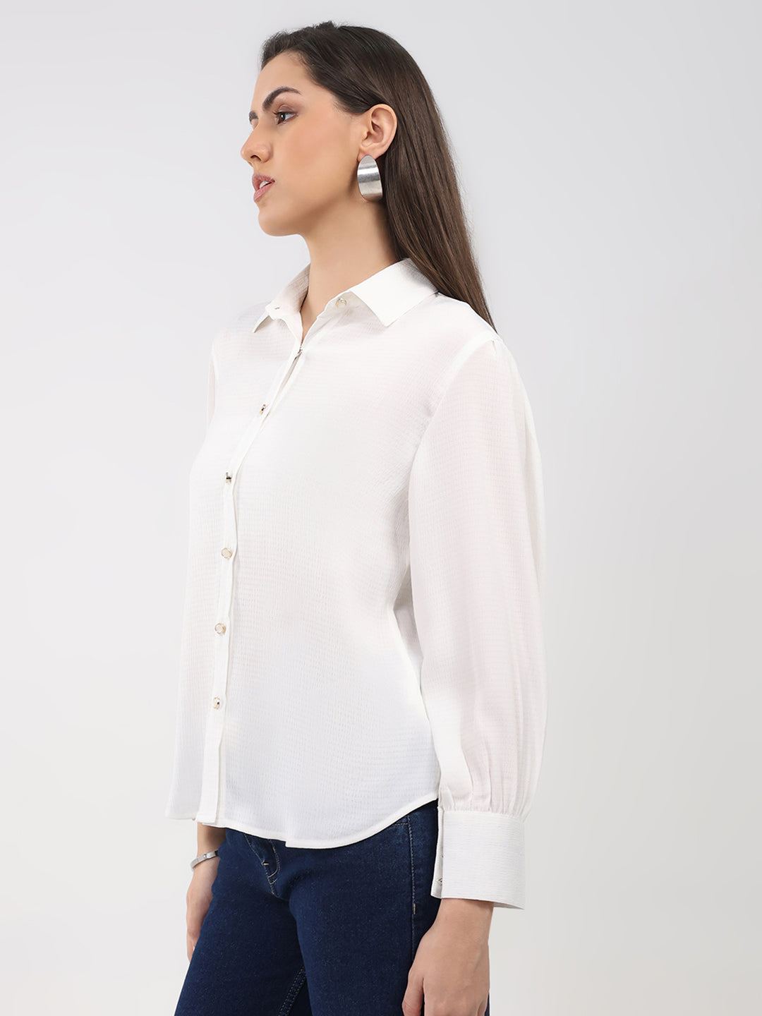 Women Off White Solid Front Open Full Sleeve Winter Top