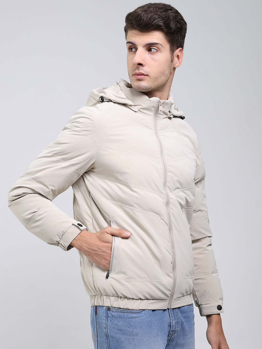 Men Cream Solid Hooded Full Sleeve Jacket