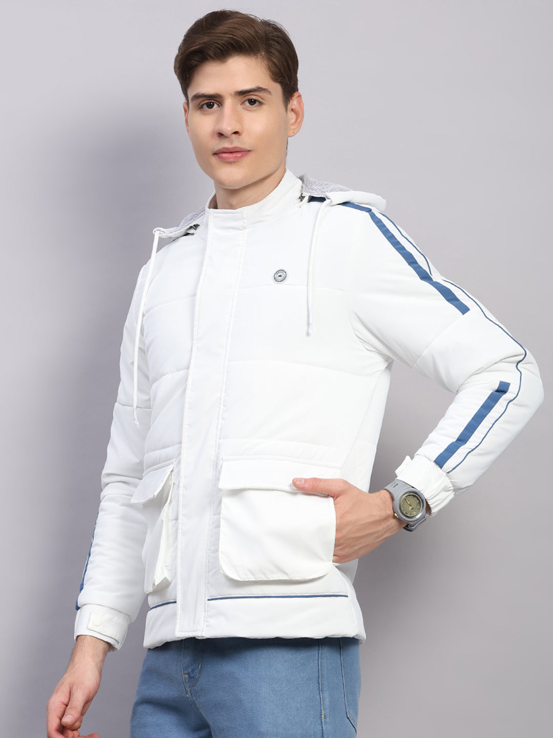 Men White Solid Hooded Full Sleeve Jacket
