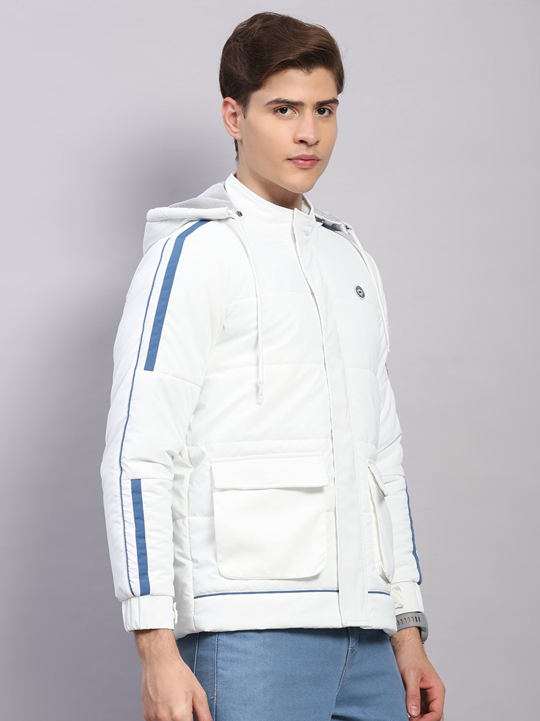 Men White Solid Hooded Full Sleeve Jacket