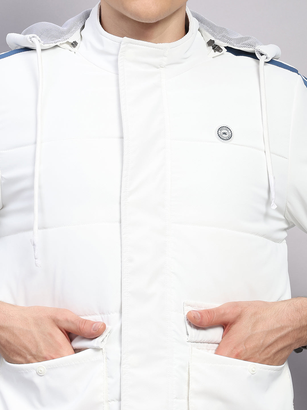 Men White Solid Hooded Full Sleeve Jacket