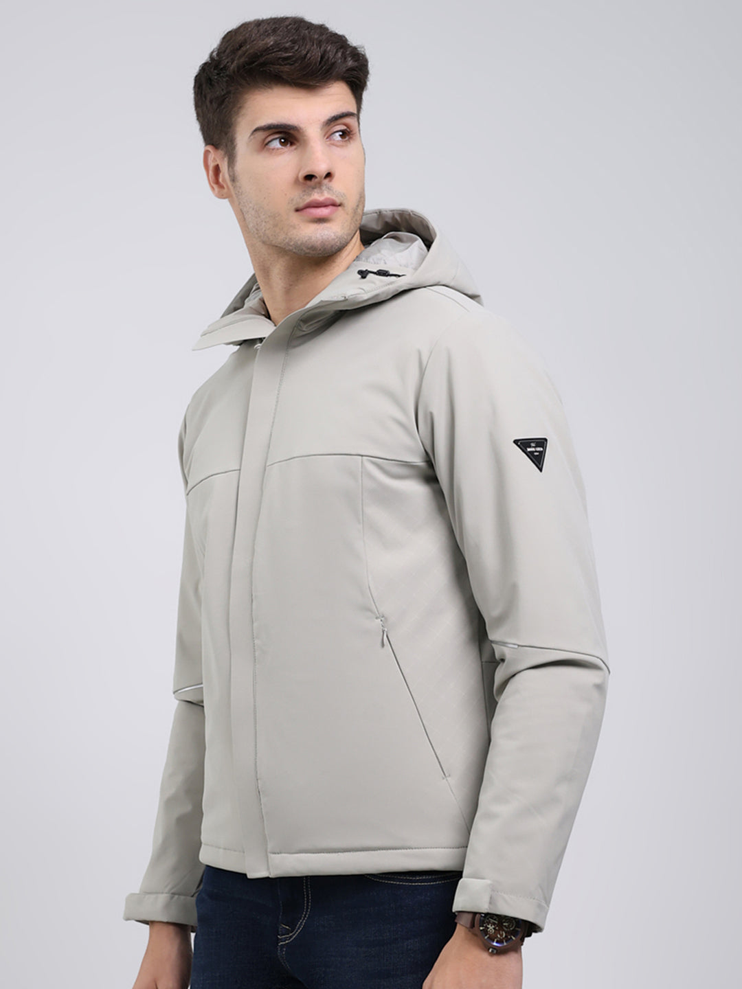 Men Cream Solid Hooded Full Sleeve Jacket