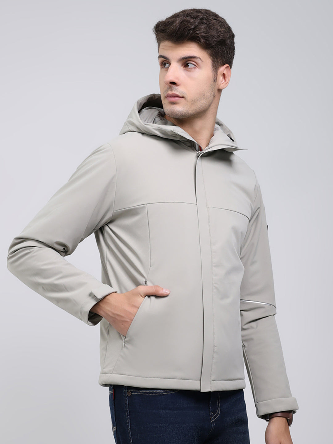 Men Cream Solid Hooded Full Sleeve Jacket