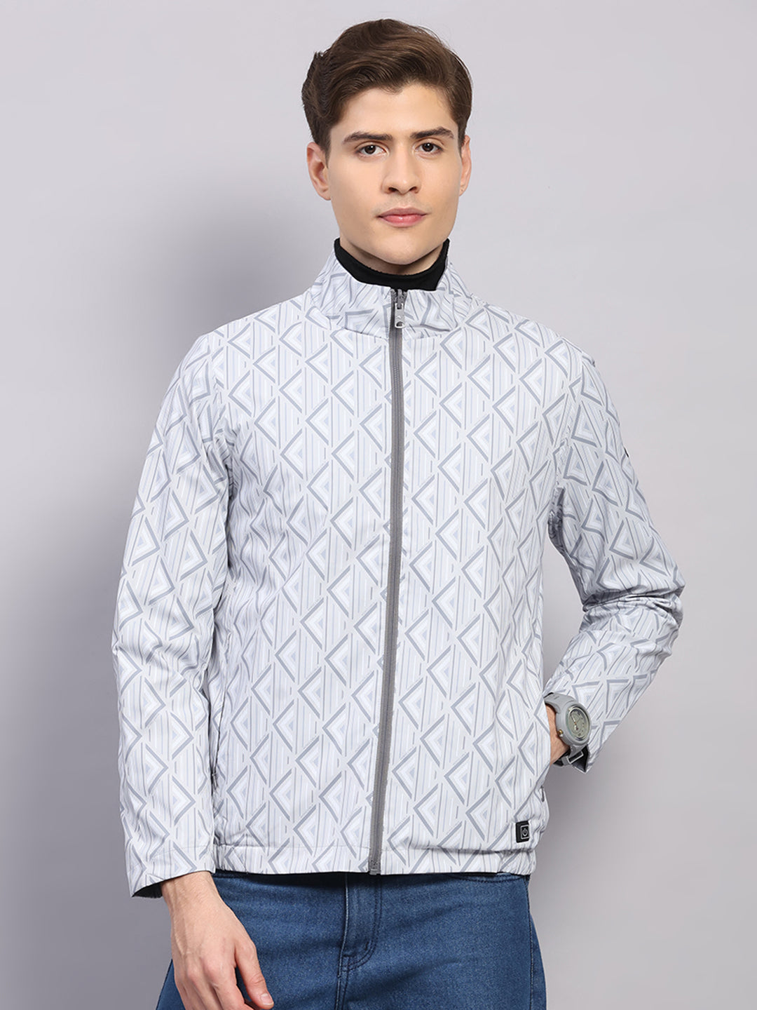 Men Grey Solid Hooded Full Sleeve Jacket