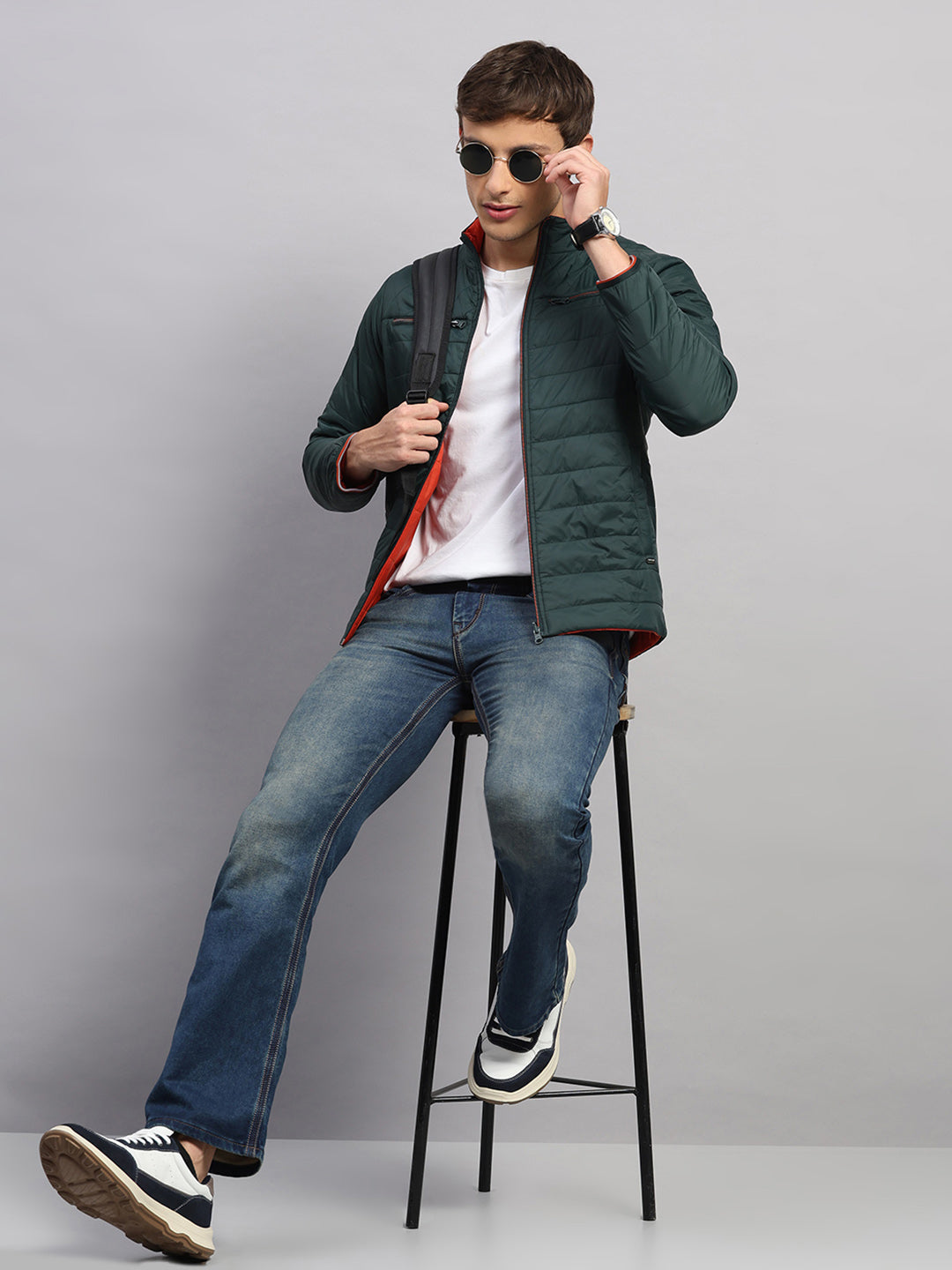 Men Olive Solid Collar Full Sleeve Jacket