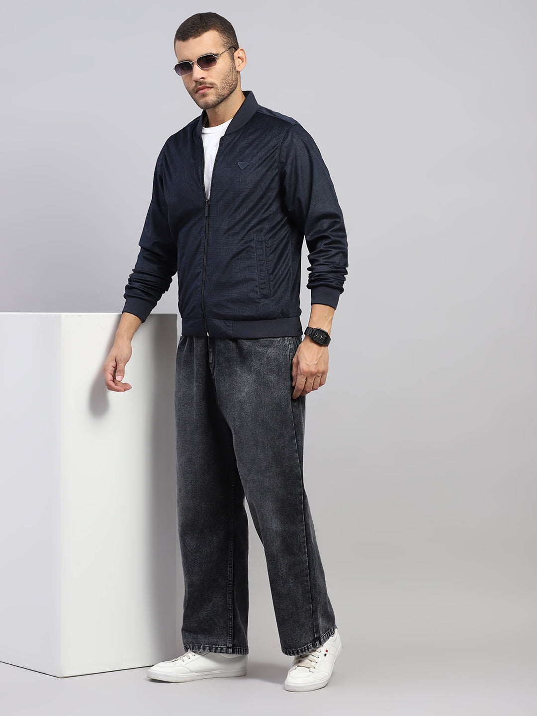 Men Navy Blue Solid Collar Full Sleeve Reversible Jacket